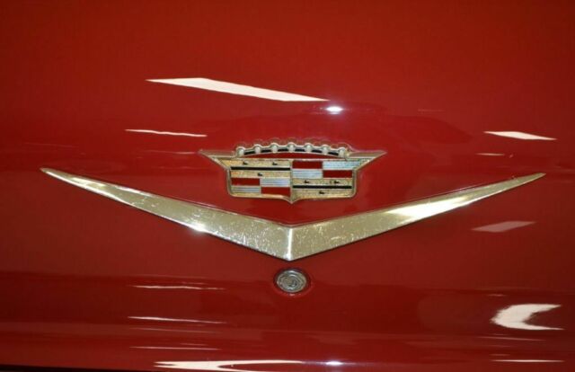 Cadillac Series 62 Convertible Coupe 1957 image number 17