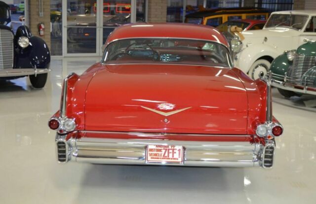 Cadillac Series 62 Convertible Coupe 1957 image number 27