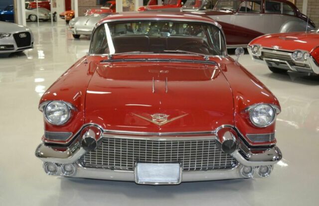 Cadillac Series 62 Convertible Coupe 1957 image number 33