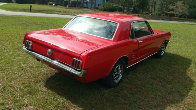 Ford Mustang 1966 image number 17