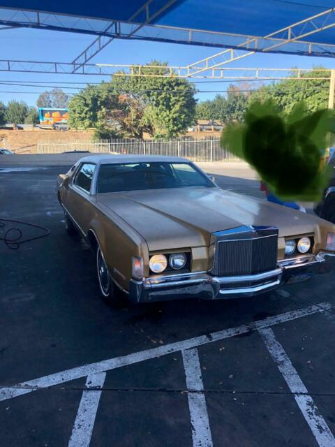 Lincoln Continental 1972 image number 19