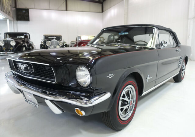 Ford Mustang 1966 image number 34