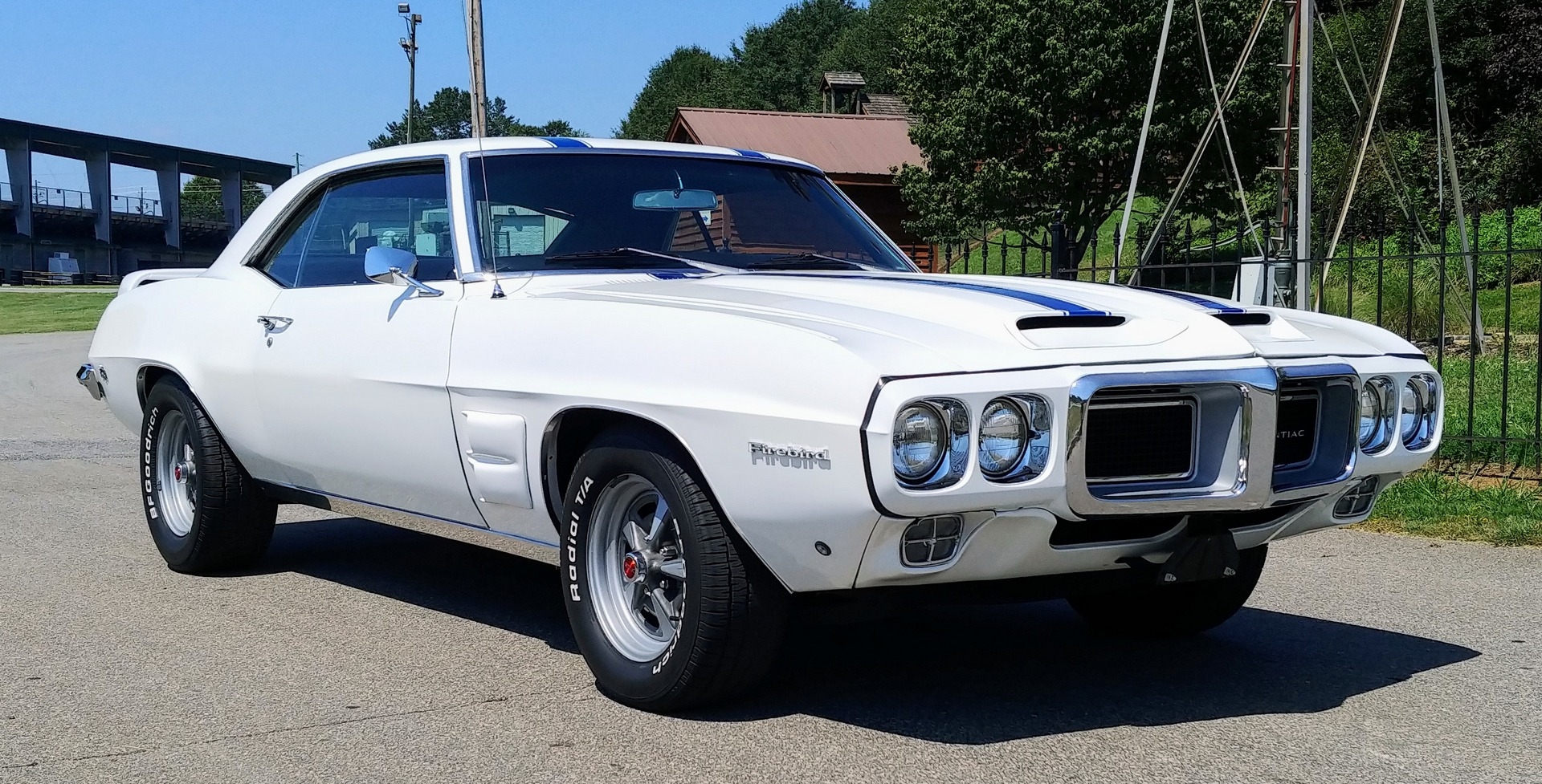 Pontiac Firebird 1969 image number 0