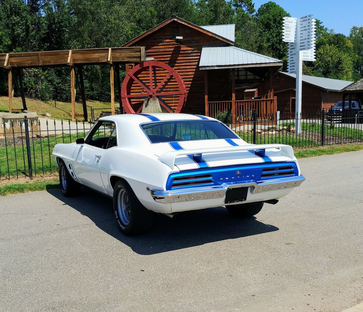 Pontiac Firebird 1969 image number 34