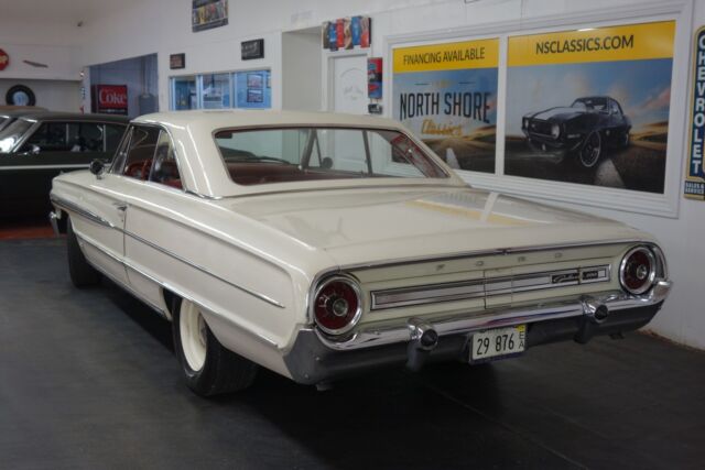 Ford Galaxie 1964 image number 4