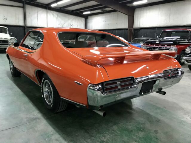 Pontiac GTO 1969 image number 2