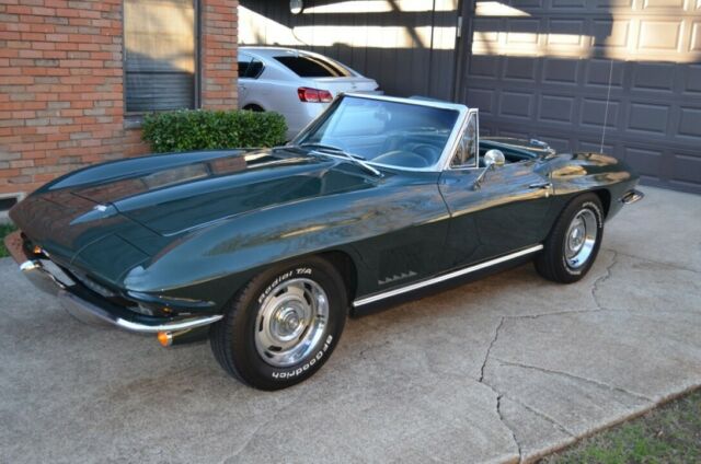 Chevrolet Corvette 1967 image number 15