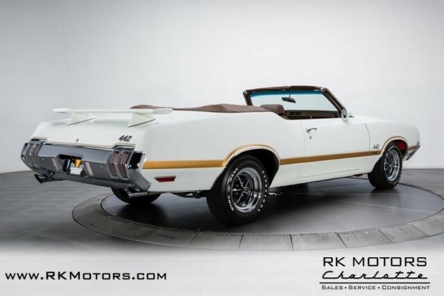 Oldsmobile 442 1970 image number 25