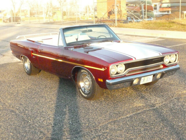 Plymouth Road Runner 1970 image number 12