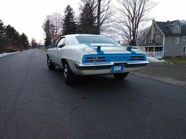 Pontiac Firebird 1969 image number 1