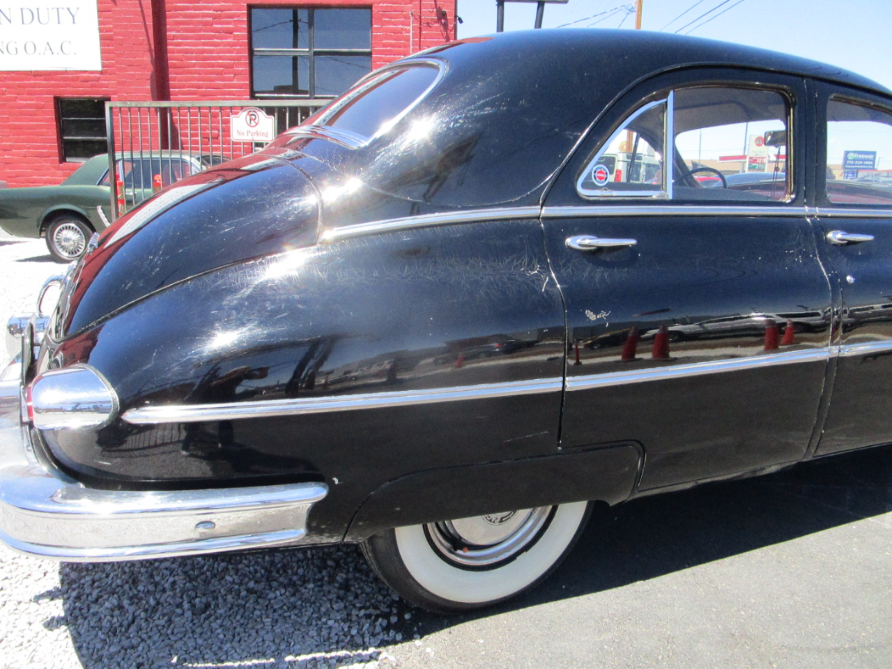 Packard Standard Eight 1949 image number 4