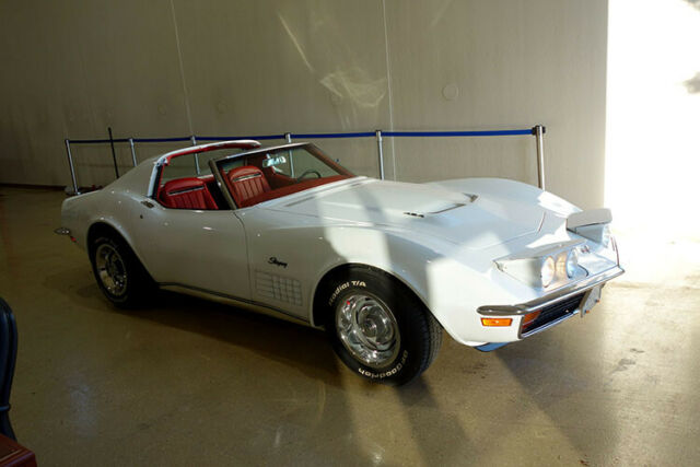 Chevrolet Corvette 1972 image number 31