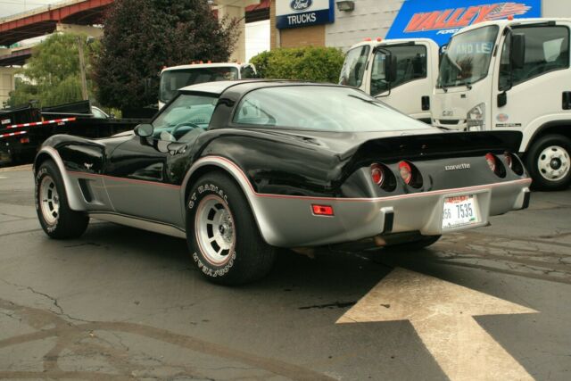 Chevrolet Corvette 1978 image number 29