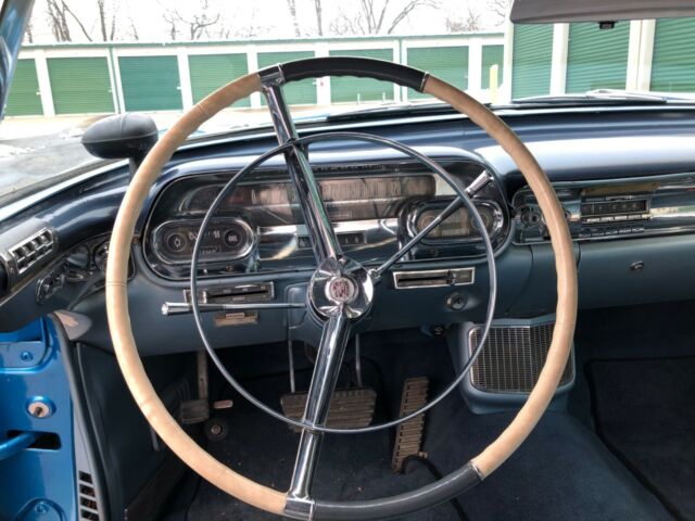 Cadillac DeVille 1957 image number 27