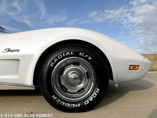 Chevrolet Corvette 1975 image number 16