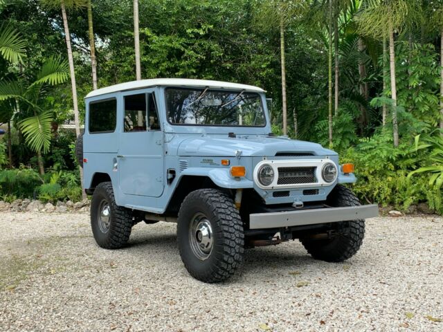 Toyota Land Cruiser 1971 image number 0