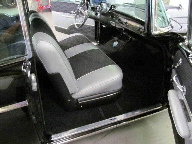 Chevrolet Bel Air/150/210 1957 image number 32