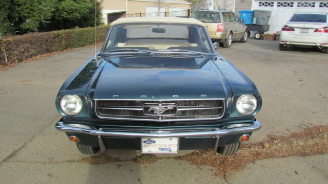 Ford Mustang 1965 image number 2