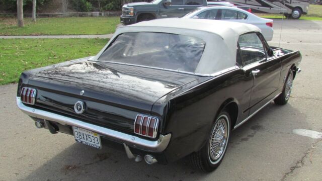 Ford Mustang 1965 image number 30