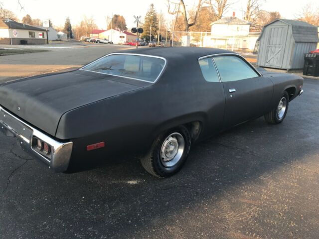 Plymouth Road Runner 1974 image number 22