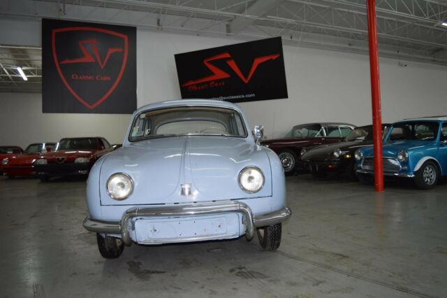 Renault Dauphine 1959 image number 0