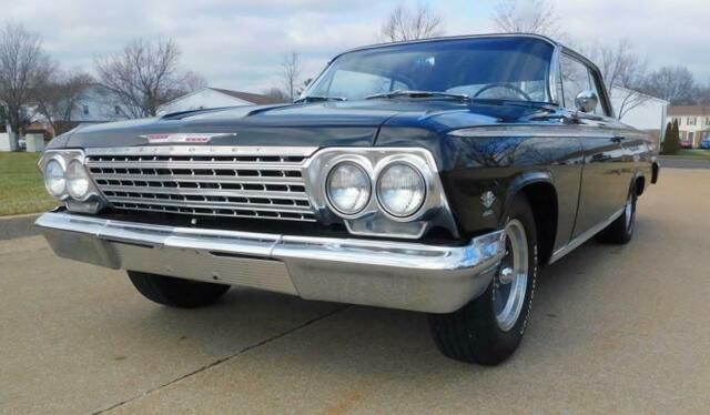 Chevrolet Impala 1962 image number 0