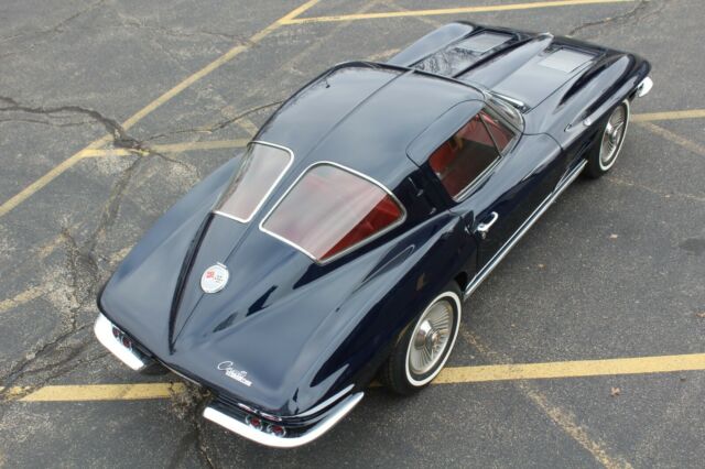 Chevrolet Corvette 1963 image number 30