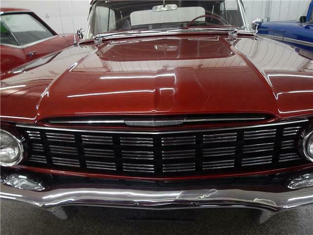 Oldsmobile Ninety-Eight 1960 image number 25