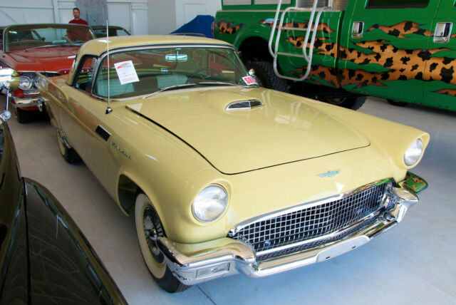 Ford Thunderbird 1957 image number 15