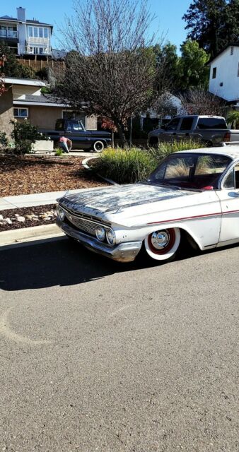 Chevrolet Bel Air/150/210 1961 image number 22