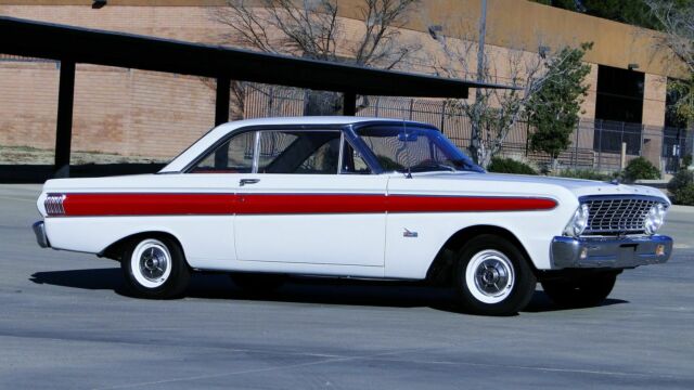 Ford Falcon 1964 image number 0