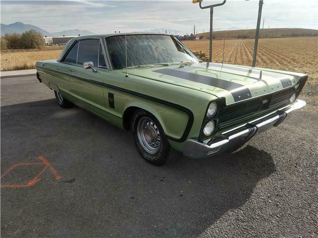 Plymouth Fury 1966 image number 30