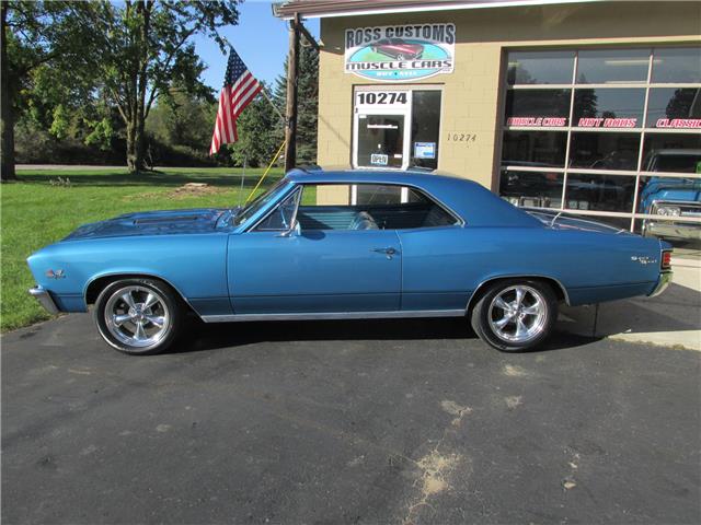 Chevrolet Chevelle 1967 image number 12