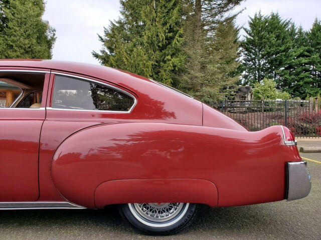 Cadillac Two Door Coupe 1949 image number 17