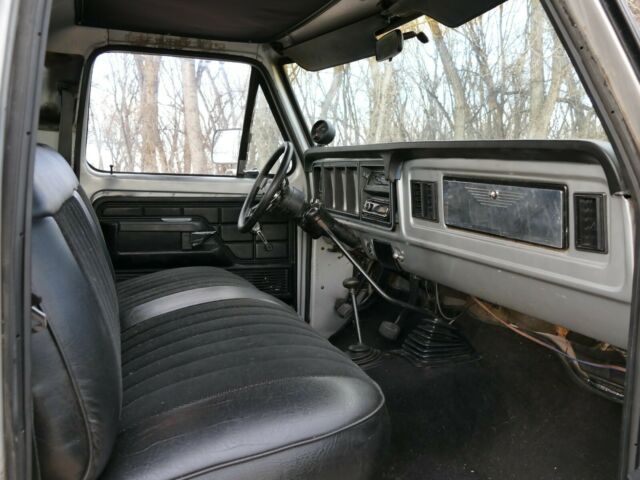 Ford F-150 1977 image number 22