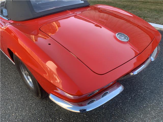 Chevrolet Corvette 1962 image number 21