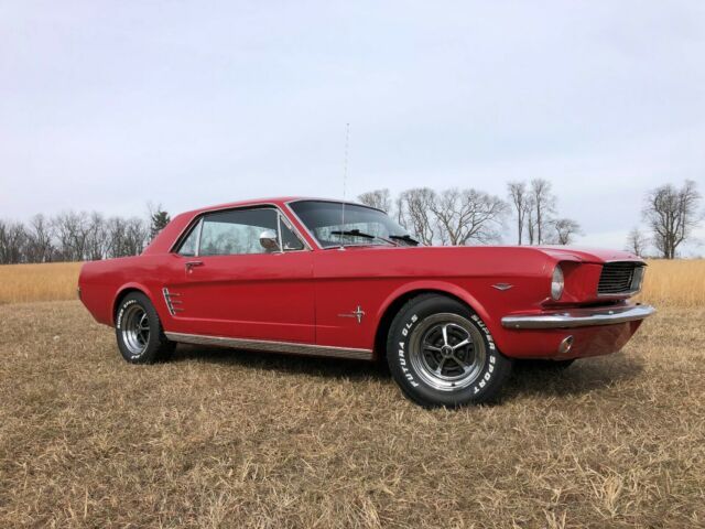 Ford Mustang 1966 image number 0