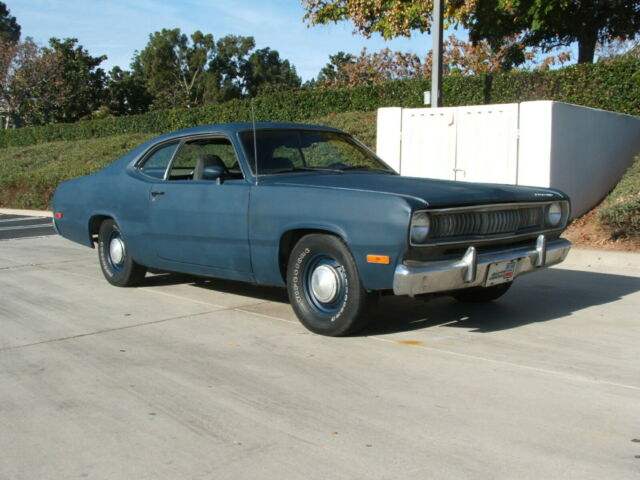 Plymouth Duster 1972 image number 28