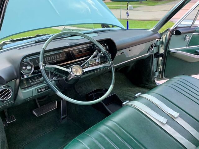 Cadillac DeVille 1964 image number 39