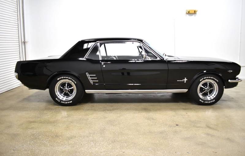 Ford Mustang 1966 image number 39