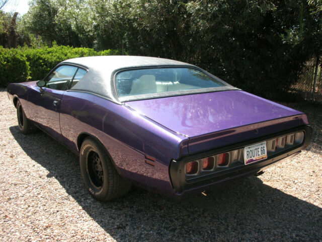 Dodge Charger 1971 image number 3