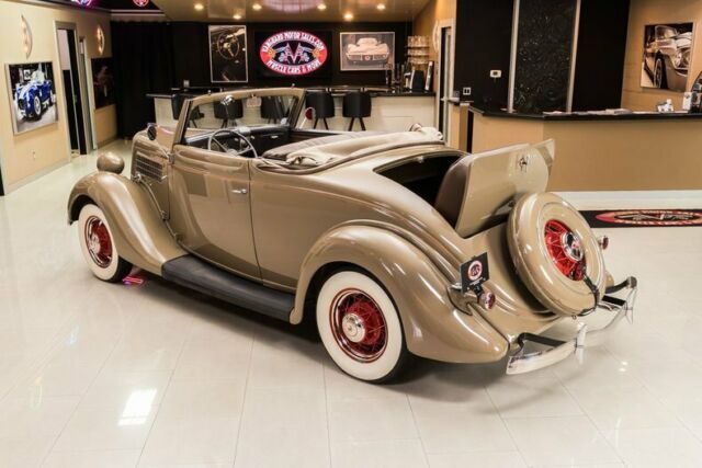 Ford Cabriolet 1935 image number 18