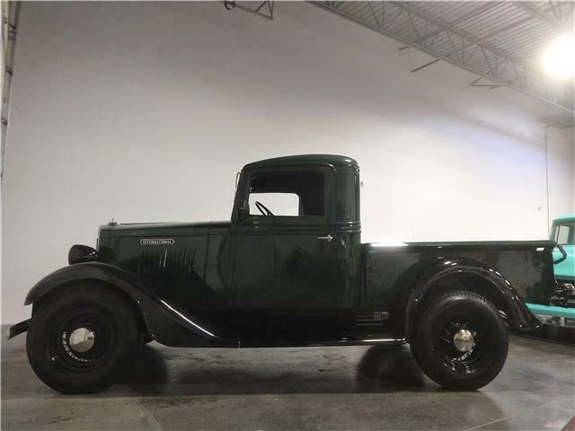 International Harvester 1934 image number 0