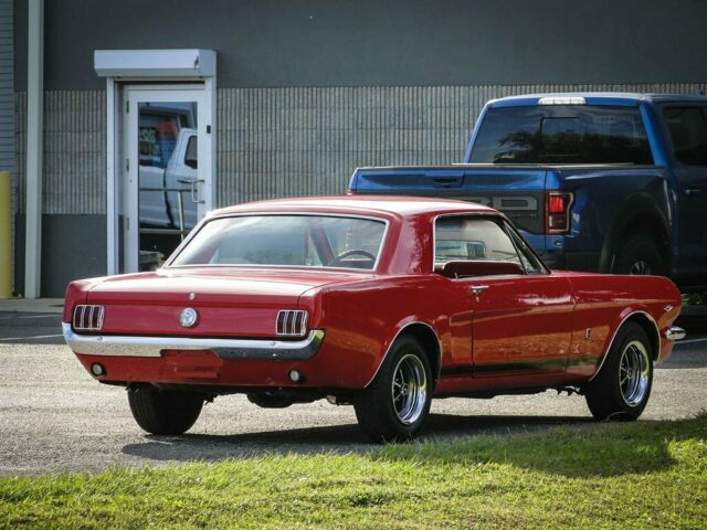 Ford Mustang 1966 image number 9