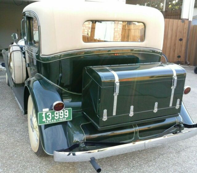 Auburn Brougham 1932 image number 13