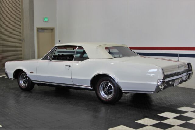 Oldsmobile 442 1967 image number 32