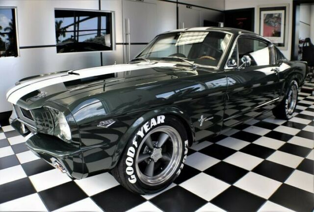 Ford Mustang 1965 image number 0