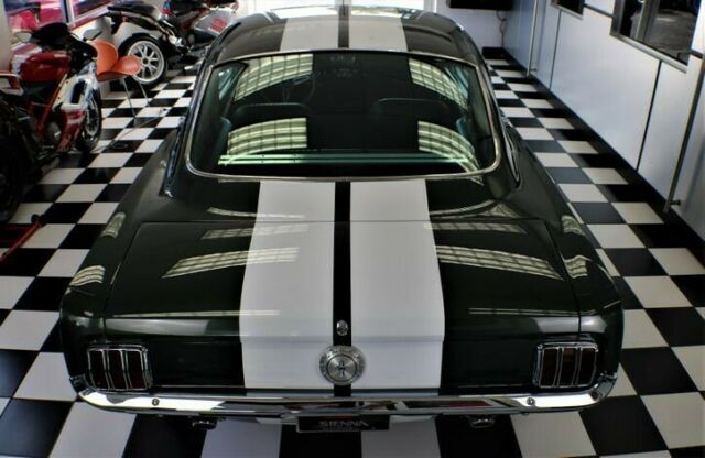 Ford Mustang 1965 image number 23