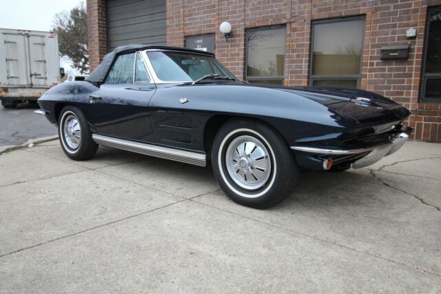 Chevrolet Corvette 1964 image number 29