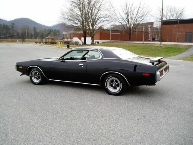 Dodge Charger 1973 image number 0